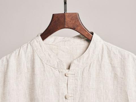 Men's linen shirt